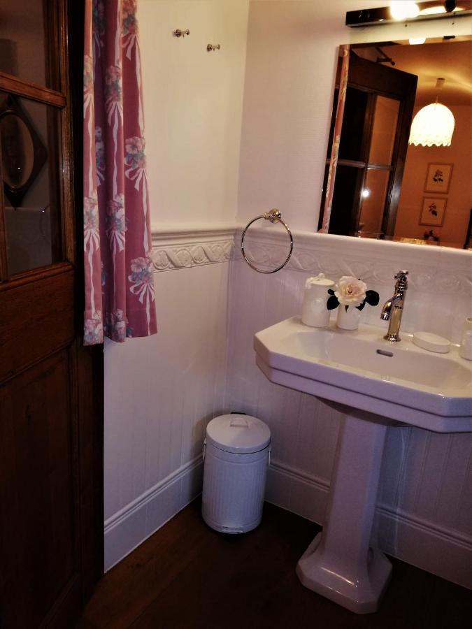 Au Charme Du 13 Faubourg De France A Bouillon Villa Buitenkant foto