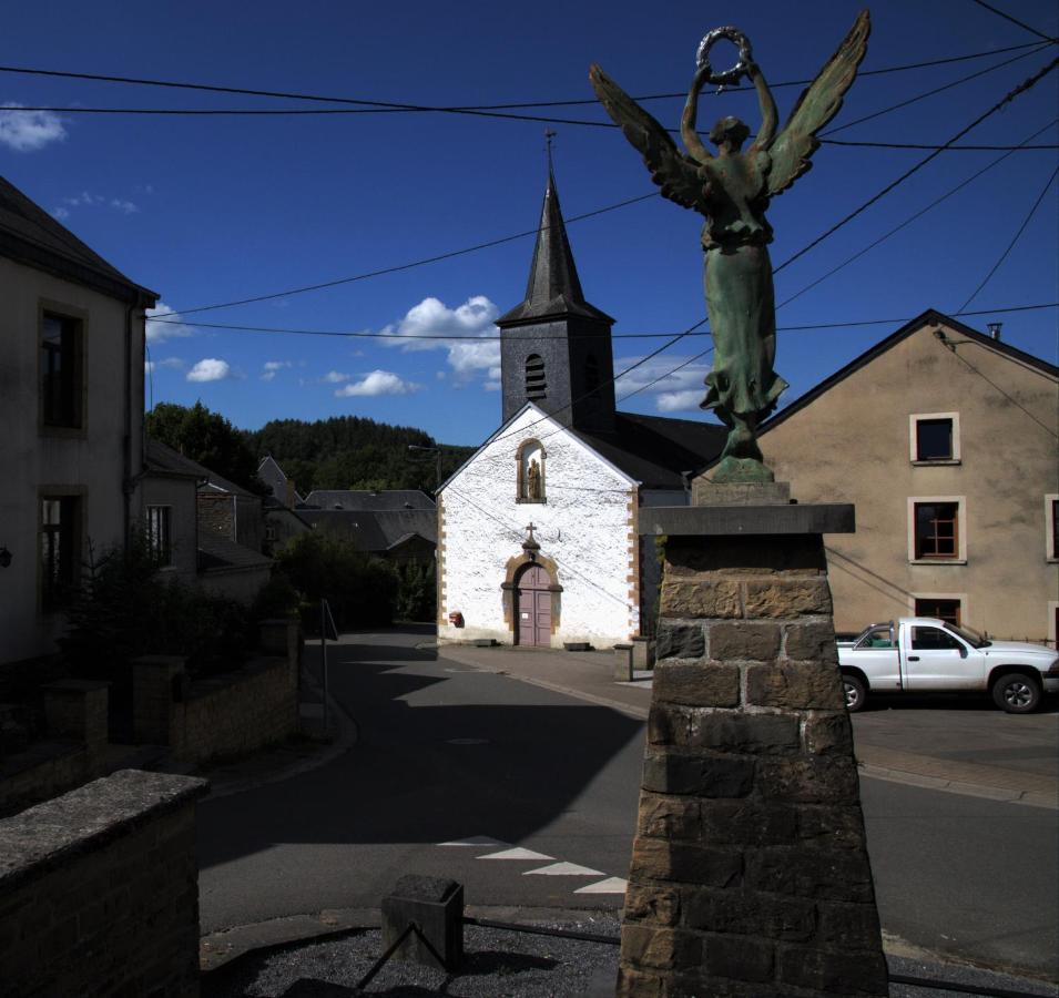 Au Charme Du 13 Faubourg De France A Bouillon Villa Buitenkant foto
