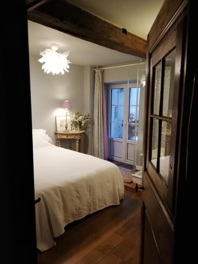 Au Charme Du 13 Faubourg De France A Bouillon Villa Buitenkant foto