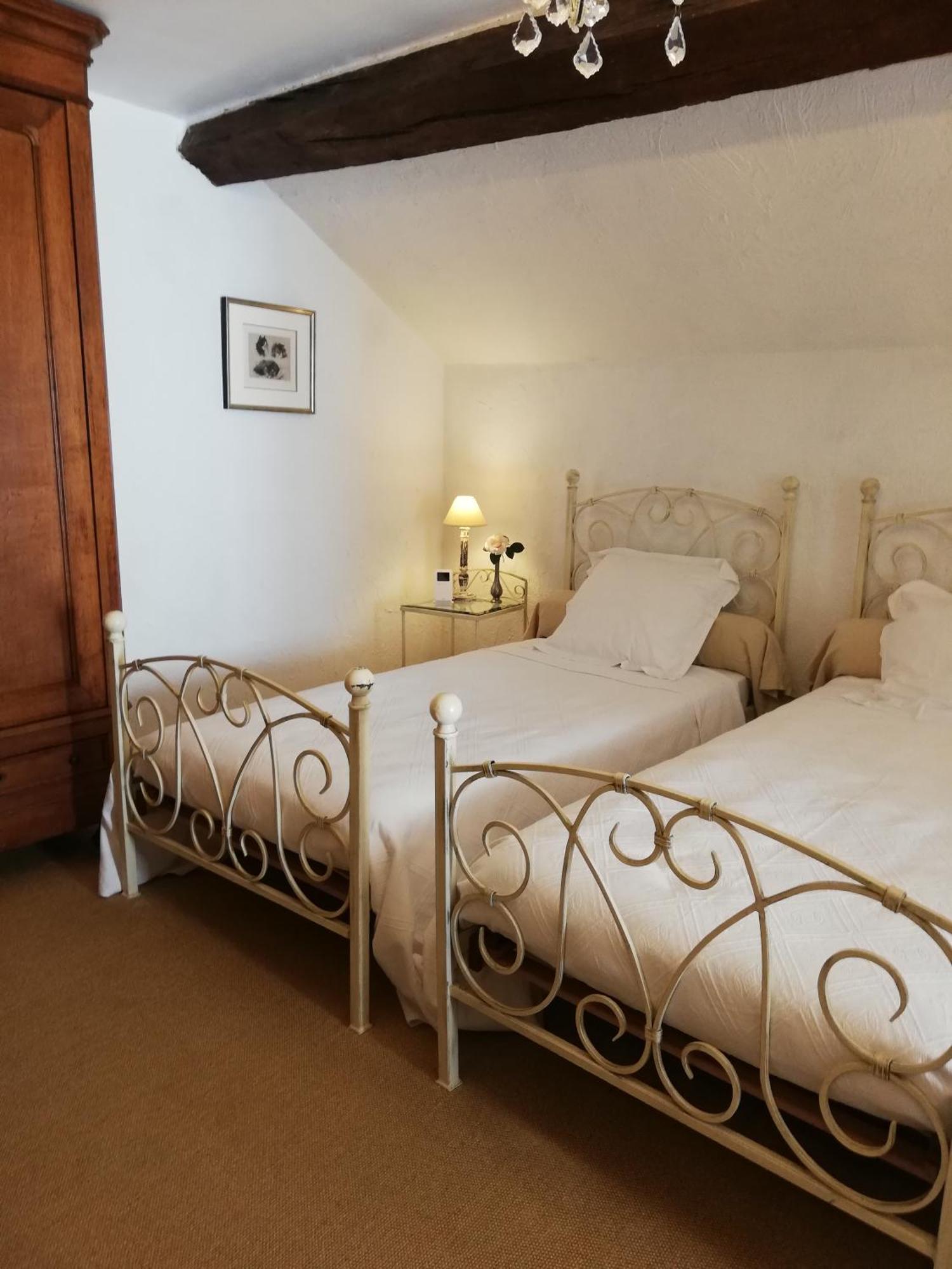 Au Charme Du 13 Faubourg De France A Bouillon Villa Buitenkant foto